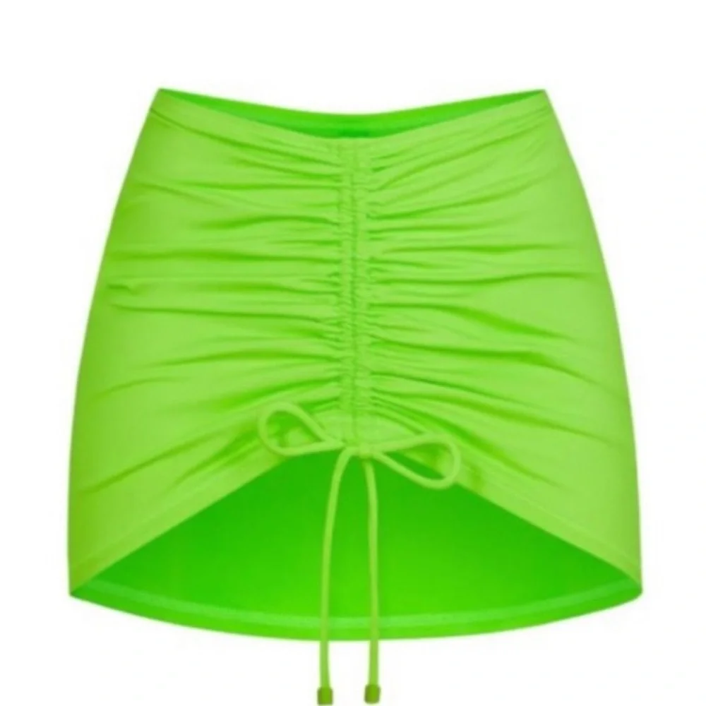 ☘️SKIMS RECYCLED SWIM RUCHED MINI SKIRT COVERUP IN NEON GREEN SIZE 4X